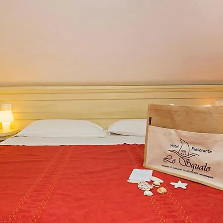 Hotel Lo Squalo 3*