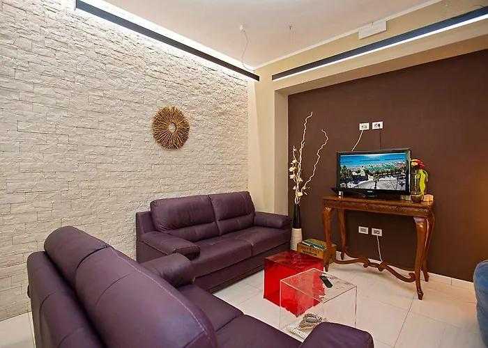 Lo Squalo Hotel 3*