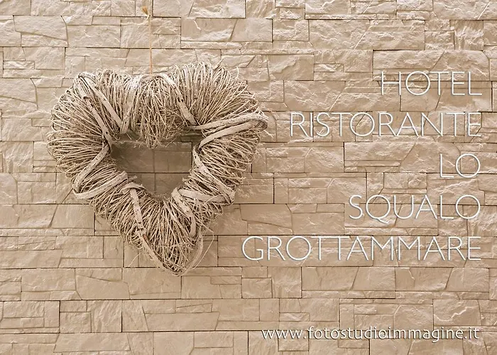 Lo Squalo 3* Grottammare